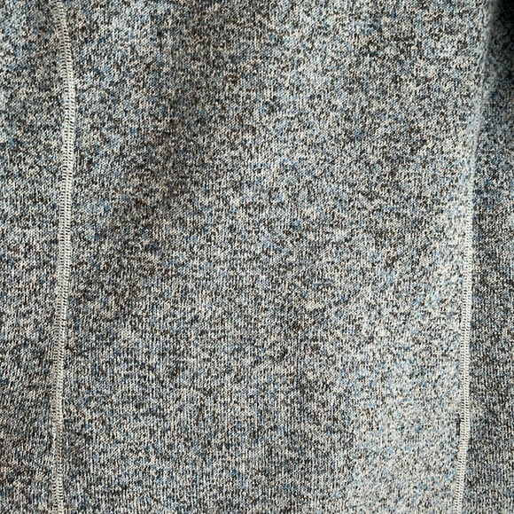 Patagonia 1/4 zip up size M - Picture 7 of 7